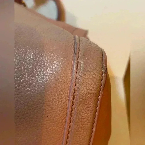 Alexander McQueen Padlock Zip Tote in Blush Pink Leather with Gold Skull Charm - Picture 11 of 14